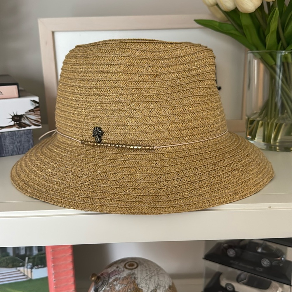 Tommy Bahama shimmer bucket hat